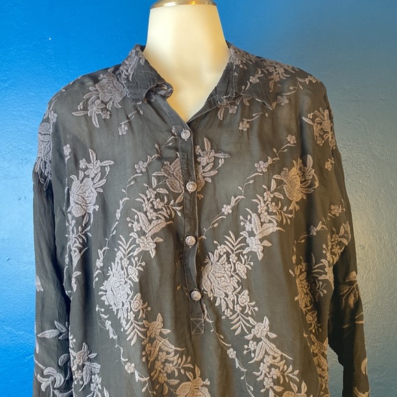 Johnny Was - Picture 3 of 9